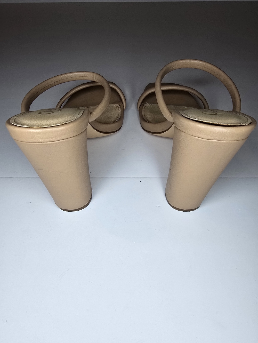 Olivia Brown Strappy Square Toe Heels Sandals Women’s 8.5 Beige - Picture 3 of 7